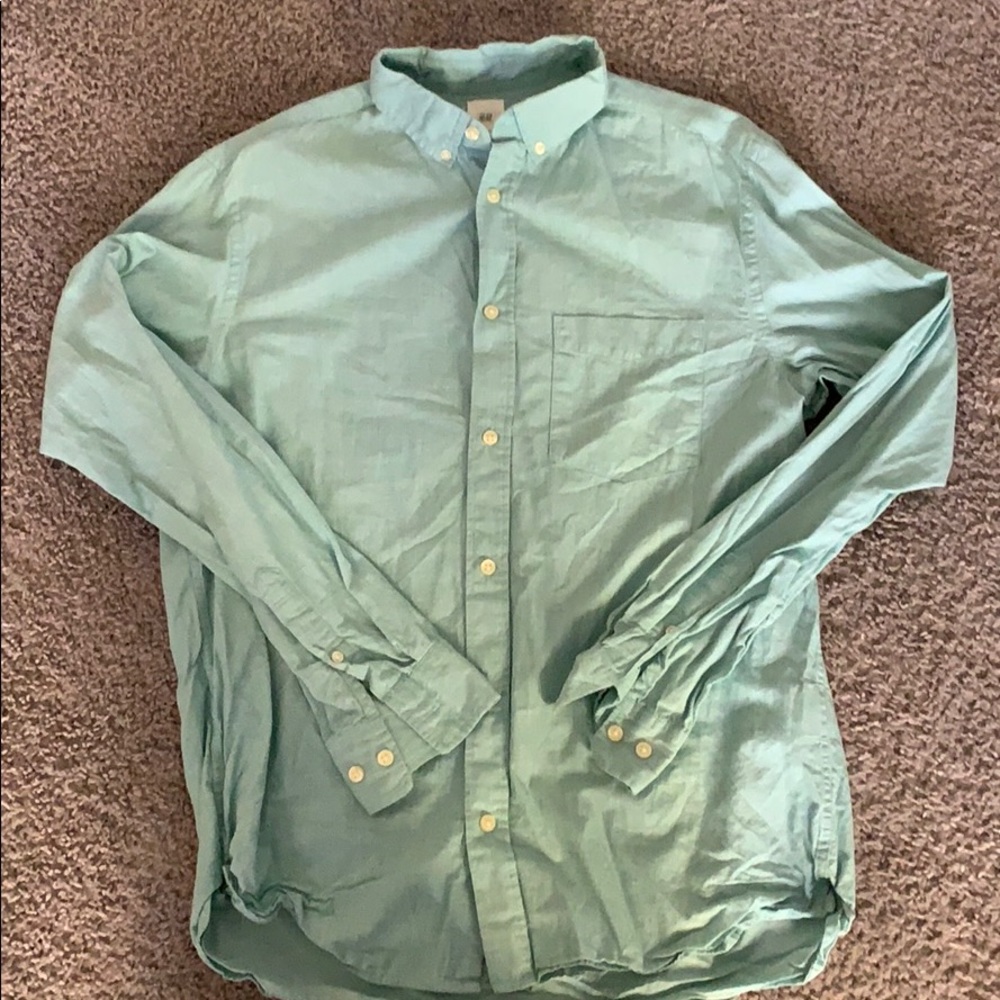 H&M Men’s long sleeve casual button down